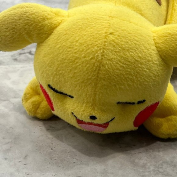 Pokemon Pikachu Sleeping Laying Plush Toy Stuffed Animal Tomy C - Picture 7 of 10